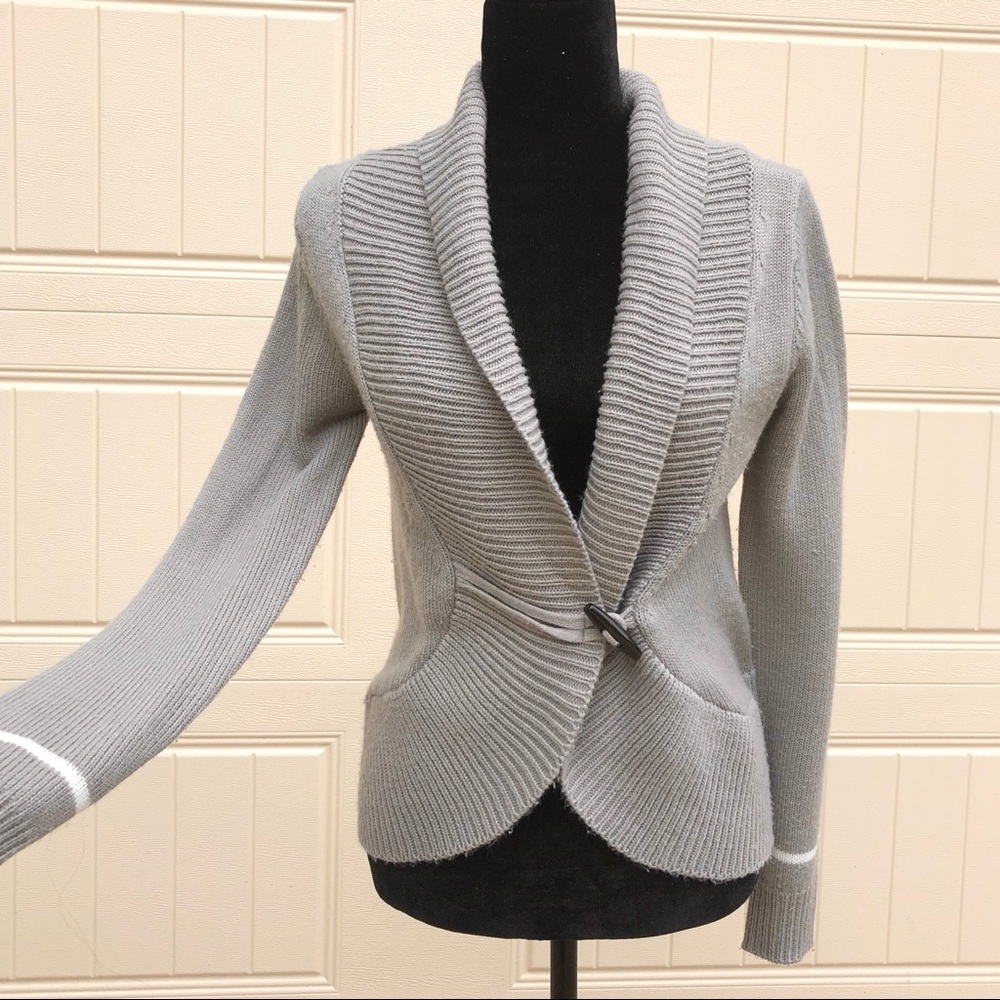Thick wrap cardigan
